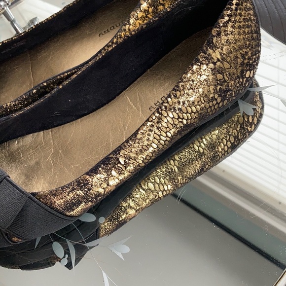 Chinese Laundry women’s flats with bows - Picture 5 of 8